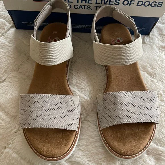 Bobs from Sketchers - Picture 1 of 11